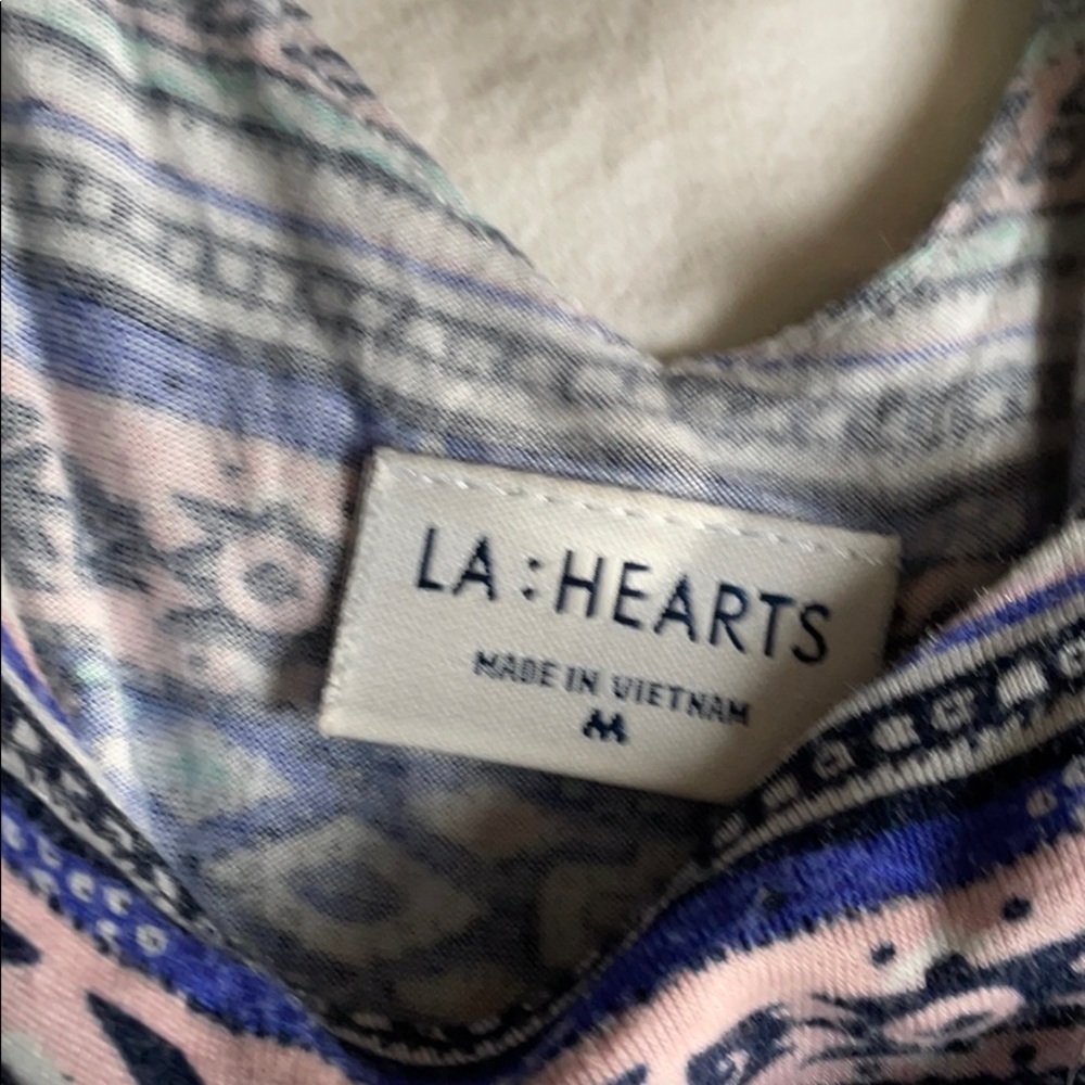 Flowy patterned crop top - Picture 3 of 3
